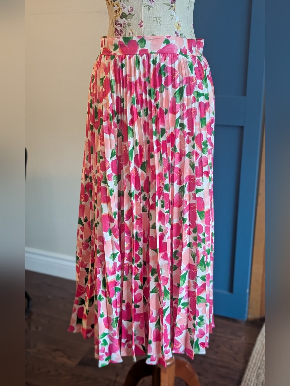 MOTF‎ Pleated Floral Maxi Skirt - Pink & Green